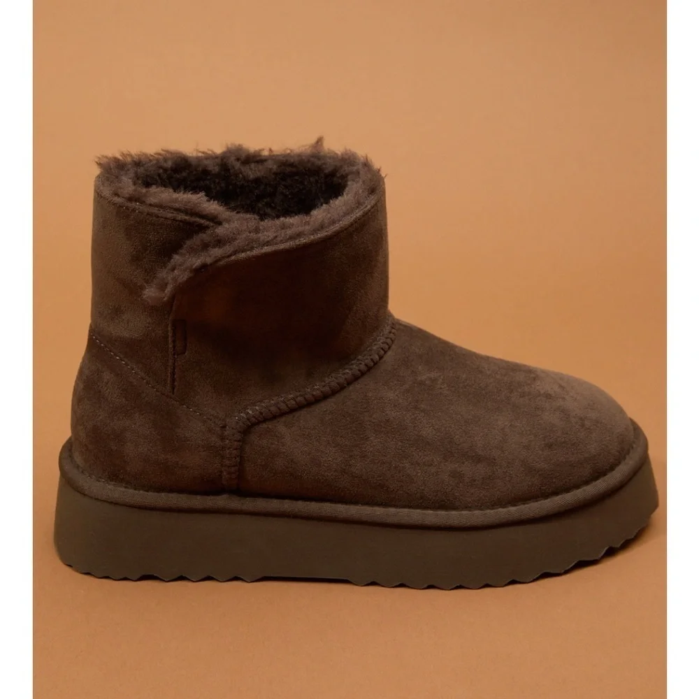 New with tags Altar’d state Yukon mini boot